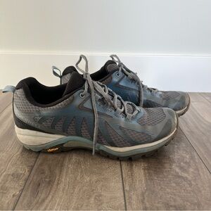 Merrell Siren Edge 3 Hiking Shoes - Women’s Size 8.5